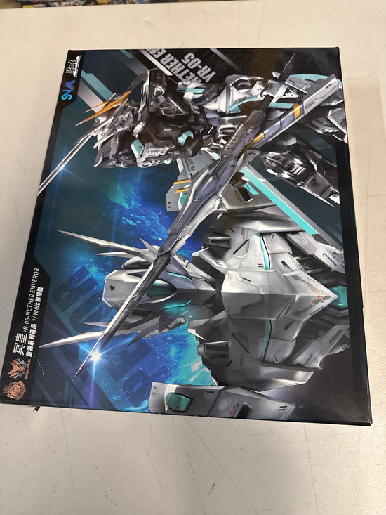 SNAA Royal Series YR-05 Nether
Emperor A.P Type 1/100 Scale Model
Kit (Damaged Box 10% OFF)
