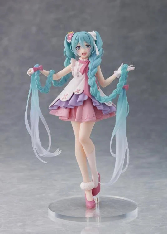 Vocaloid Hatsune Miku Wonderland Rapunzel Figure