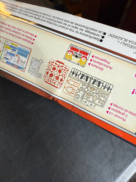 Pokemon Mega Blaziken Model Kit (Damaged Box 5% OFF)