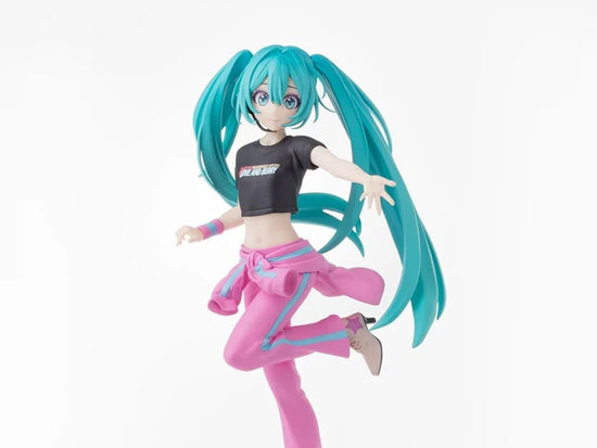 Desktop x Decorate Collections "Hatsune Miku x Love and Berry Dress Up and Dance!" Hatsune Miku (Berry Costume Ver.) Figure