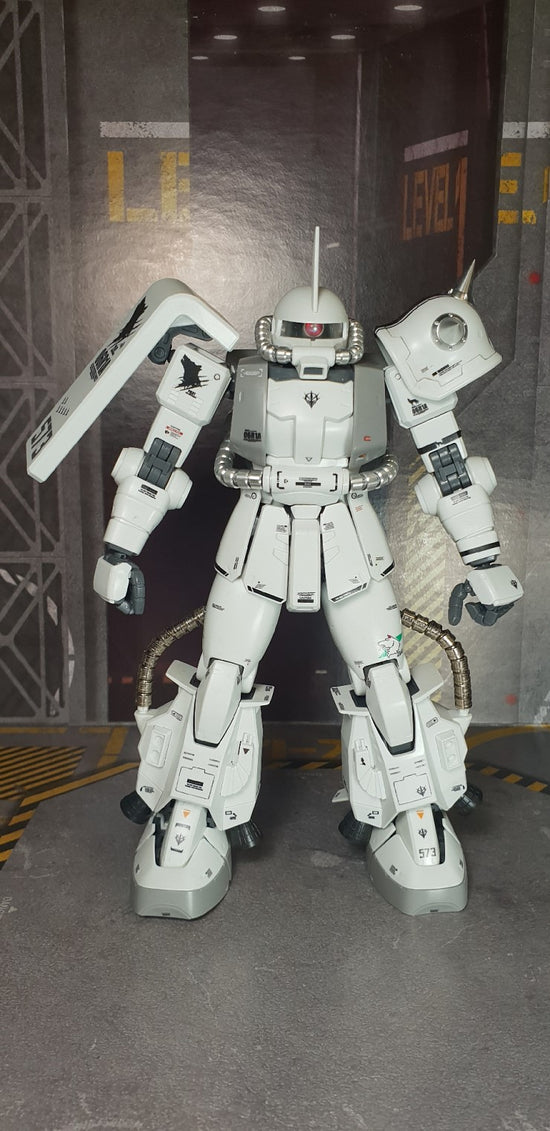 MG Shin Matsunaga Zaku (Water Decal)