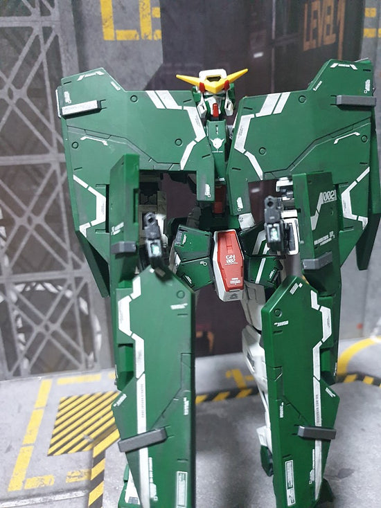 MG Dynames (Water Decal) (Holo)