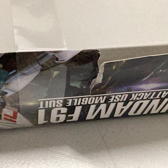 MG F91 Gundam F91 Ver 2.0 (Damaged box) 10% Off