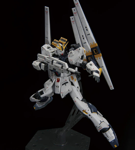 RG NU GUNDAM(DOUBLE FIN FUNNEL TYPE)