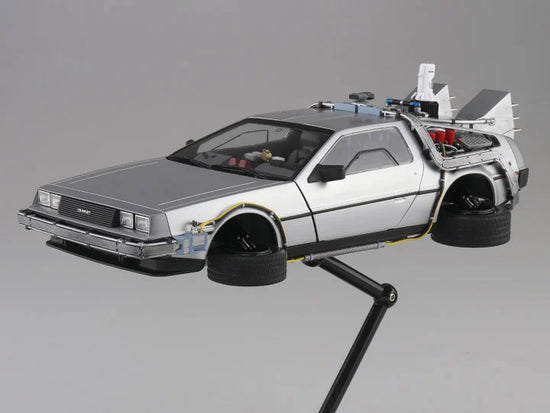 Back to the Future II Movie Mecha No.BT-02 Time Machine 1/24 Scale Model Kit
