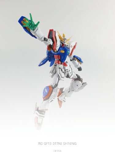 RG SHINING GUNDAM (HOLO)
(Water Decal)