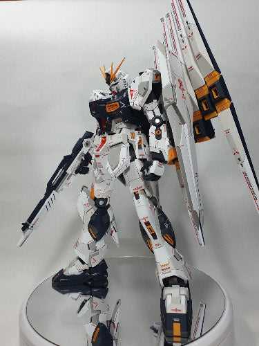 HG RX-93 Nu Gundam (Water Decal)