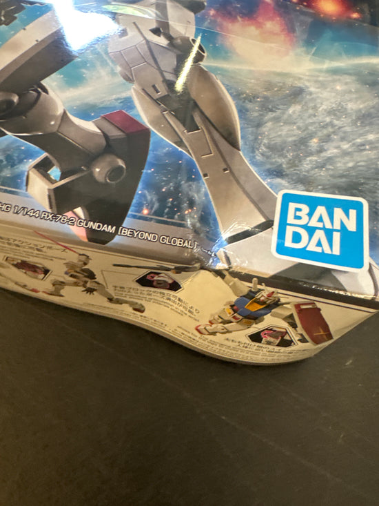 (Damaged Box 10% OFF) HG 1/144 RX-78-2 Gundam (Beyond
Global)