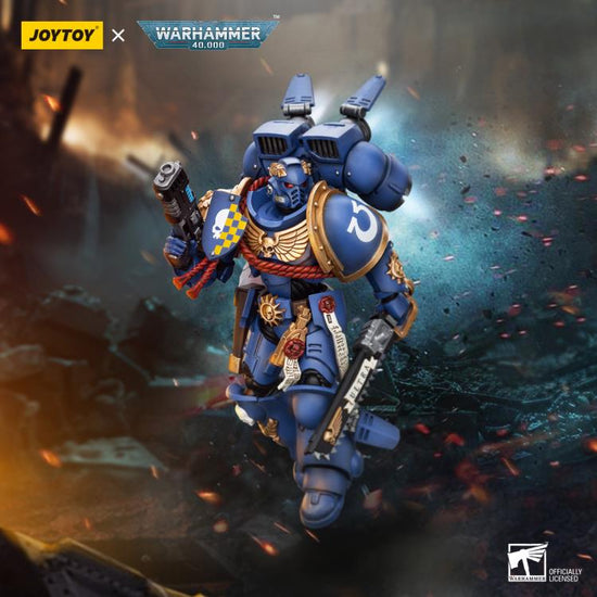 Warhammer JOY TOY 40K Ultramarines Captain with Jump Pack 1/18 Scale Action Figure