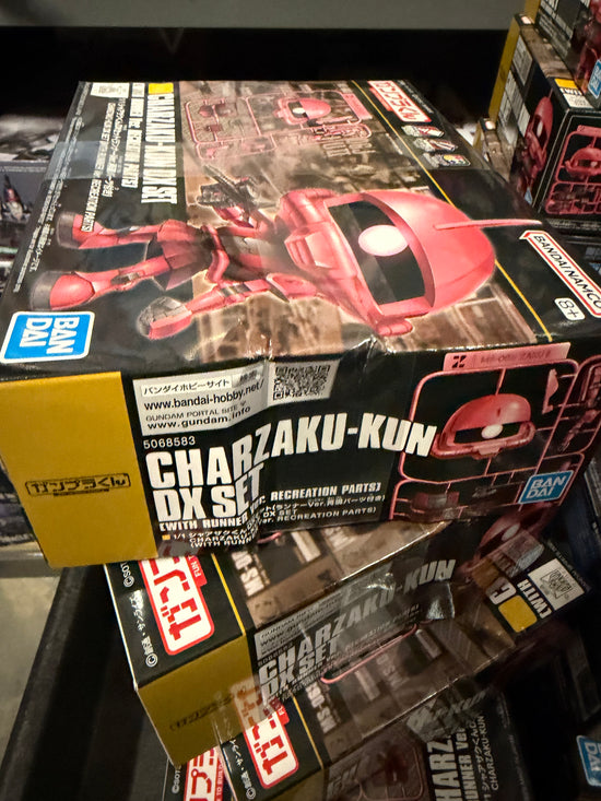 1/1 CHARZAKU-KUN DX SET (WITH RUNNER VER. RECREATION PARTS) (Damage Box 15% OFF)