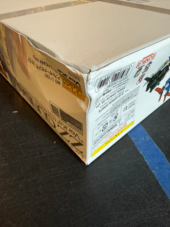MG ZZ Gundam Ver.Ka (Damaged Box 10% OFF)