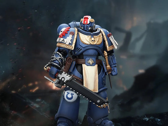 JoyToy WH40K Ultramarines Titus with Laurels of Victory