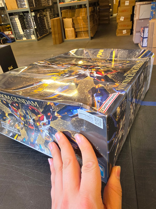 MGEX Strike Freedom [Damage Box 10% OFF]