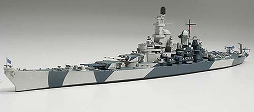 Tamiya USS Iowa BB-61 1:700