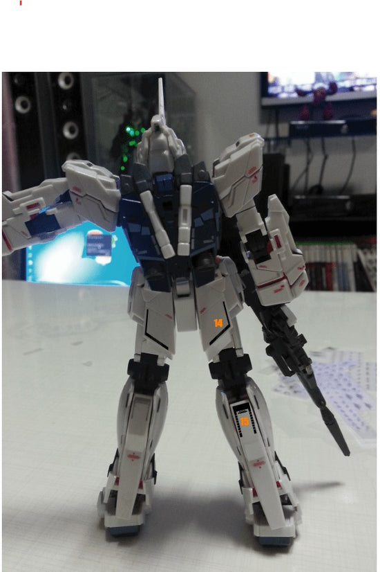RG Banshee [Last Battle Ver.] (Holo) (Water Decal)