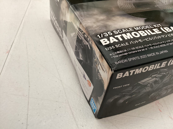 Batmobile (Batman Begins Ver.) 1/35 (Damaged Box 12% OFF)