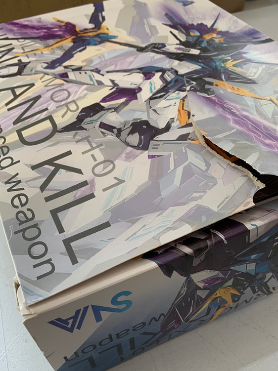 Mobile Armor XH-01 Hunt And Kill Falcon 1/100 Scale Model Kit (Damaged Box) 10% Off